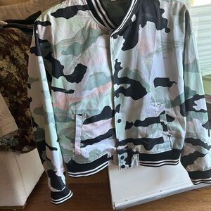 Camouflage New Balance Jacket